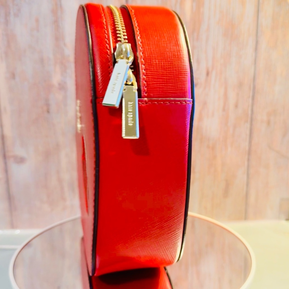Kate Spade Love Shake Heart-Shaped Crossbody Bag Red Leather w heart Patch - GUC - Picture 5 of 15